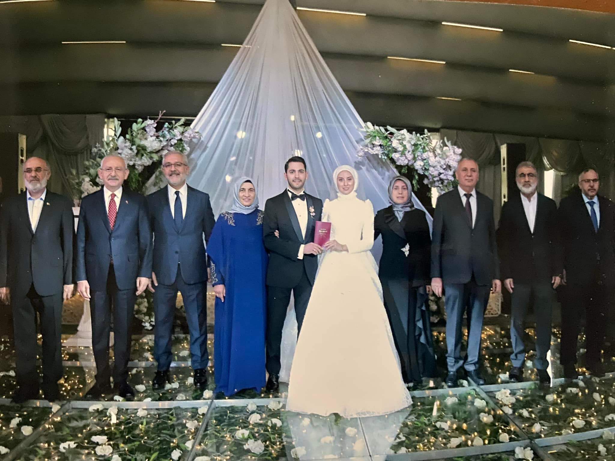 Kılıçdaroğlu Soydan' a Nikah Şahidi Oldu